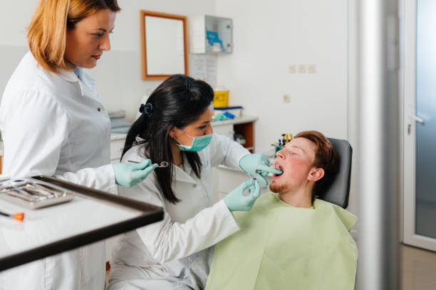 Best Emergency Broken Tooth Repair in Butler, IN